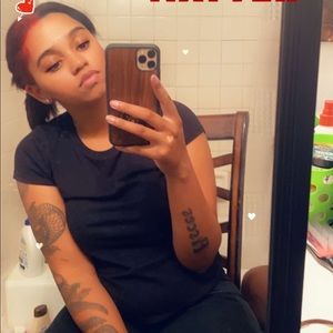 Meet your Posher, Miya